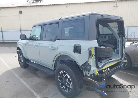 2024 Ford Bronco Outer Banks z USA, uszkodzony, nr VIN 1FMEE8BP7RLA12380